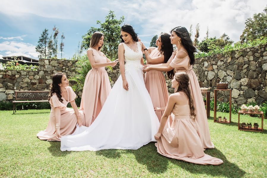 Wedding photographer Engelbert Vivas (engelbertvivas). Photo of 14 November 2019