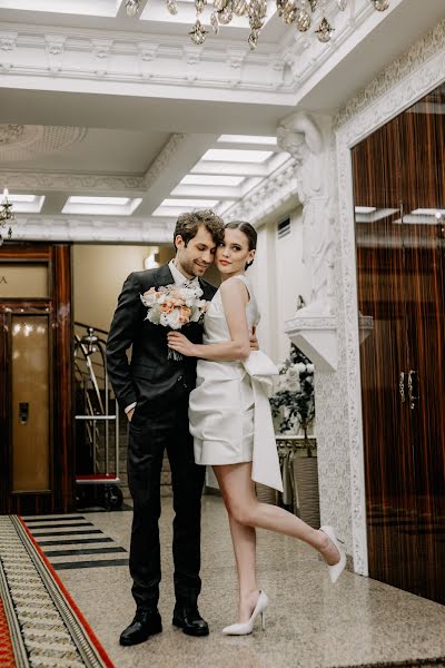Jurufoto perkahwinan Alina Chizhova (alinochek3). Foto pada 1 November 2021