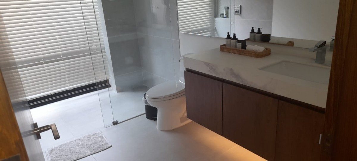 Apartamento En Venta - Los Rosales, Bogota