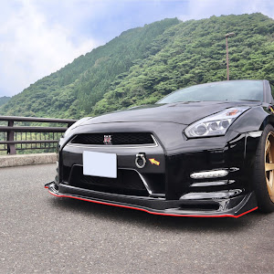 NISSAN GT-R R35