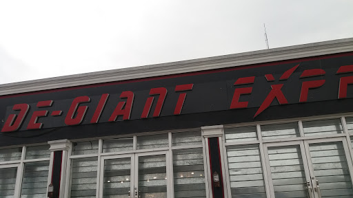 De-Giant Express, Rumuomasi Round About, No. 31 Old Aba Rd, Rumuola, Port Harcourt, Rivers, Nigeria, Discount Supermarket, state Rivers