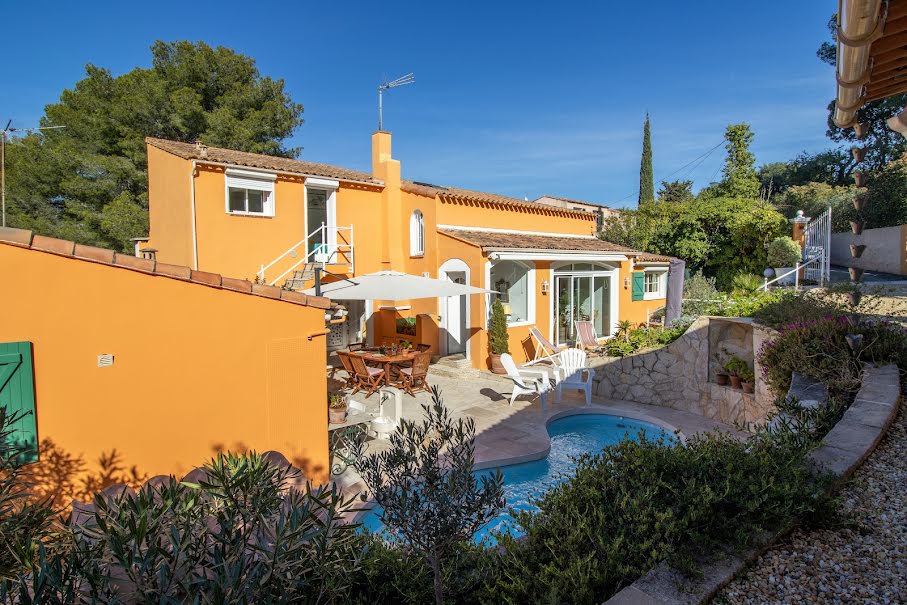 Vente maison 5 pièces 130.64 m² à Sanary-sur-Mer (83110), 698 000 €