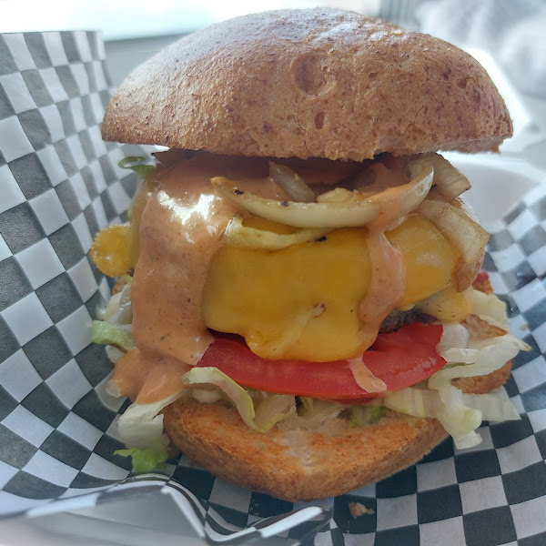 Smoked Burger with Chipotle Aioli