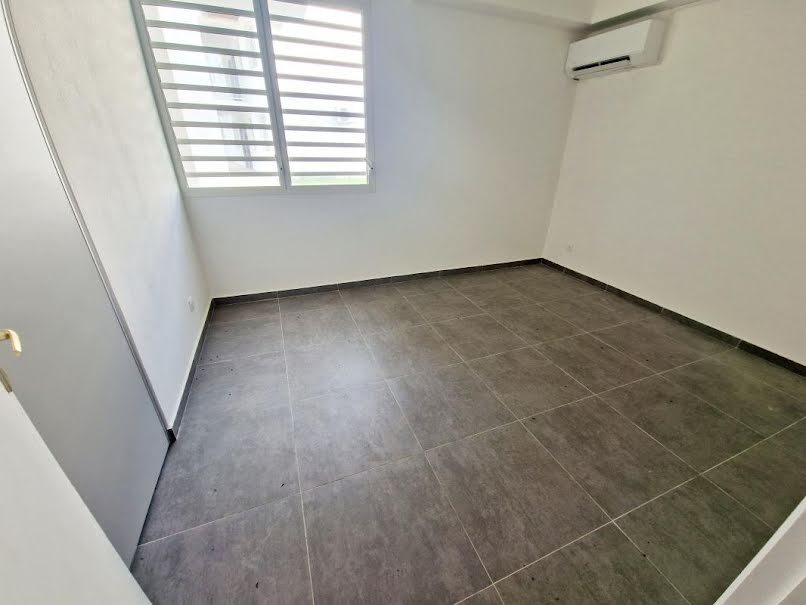 Location  appartement 2 pièces 48 m² à Remire Montjoly (97354), 880 €