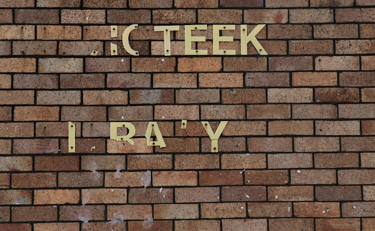 The Allanridge Library in Uitenhage was broken into and vandalised at the weekend.