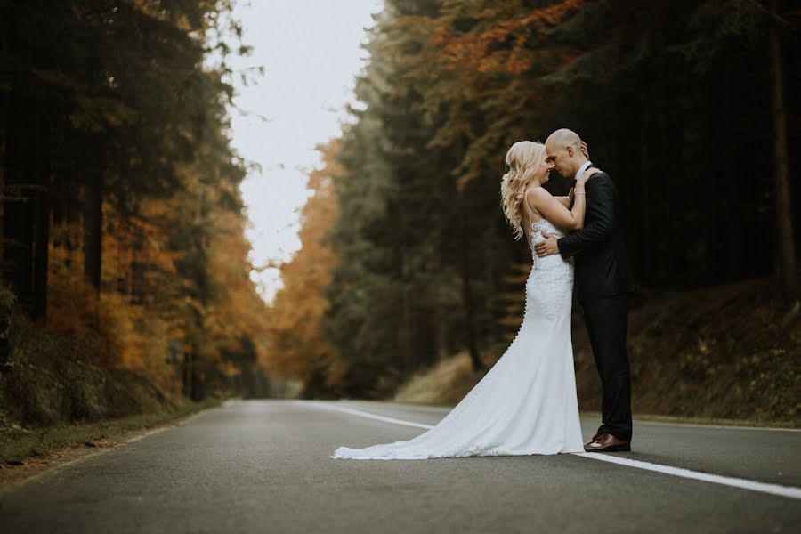 Fotografer pernikahan Stanisław Skotnicki (stanislawskotn). Foto tanggal 11 Desember 2019