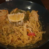 ABV Bar & Kitchen 閣樓餐酒館