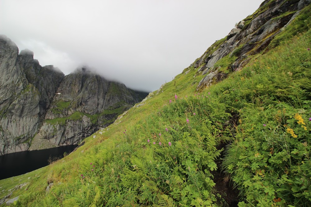 Каникулы троллей на островах Senja, Vesteralen и Lofoten в августе 2018