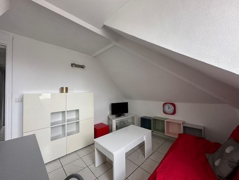 Location  appartement 2 pièces 21 m² à Crosne (91560), 690 €