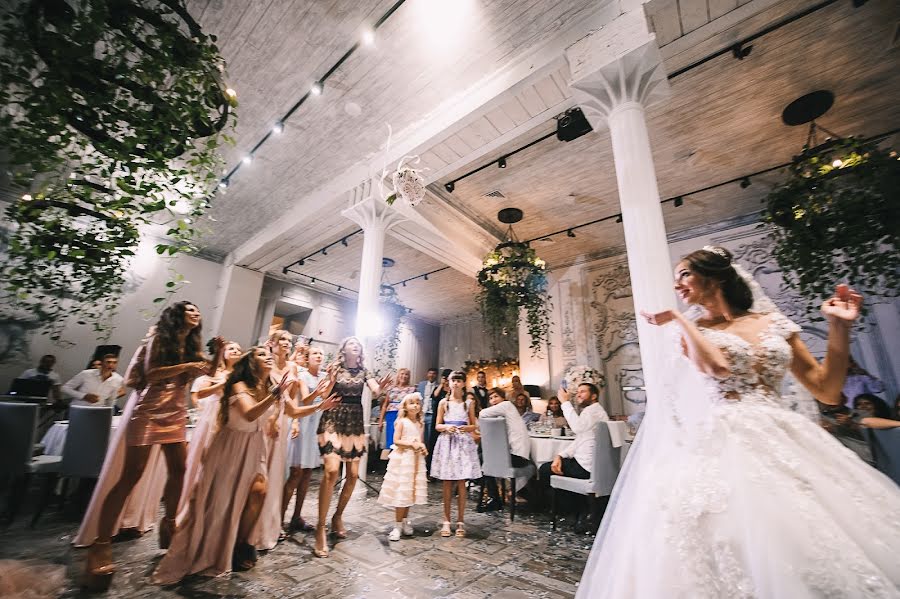 Fotógrafo de casamento Vladislav Cherneckiy (mister47). Foto de 8 de fevereiro 2019