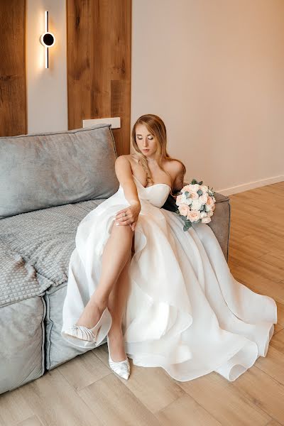 Wedding photographer Elena Ryakina (lenochkar). Photo of 25 November 2023