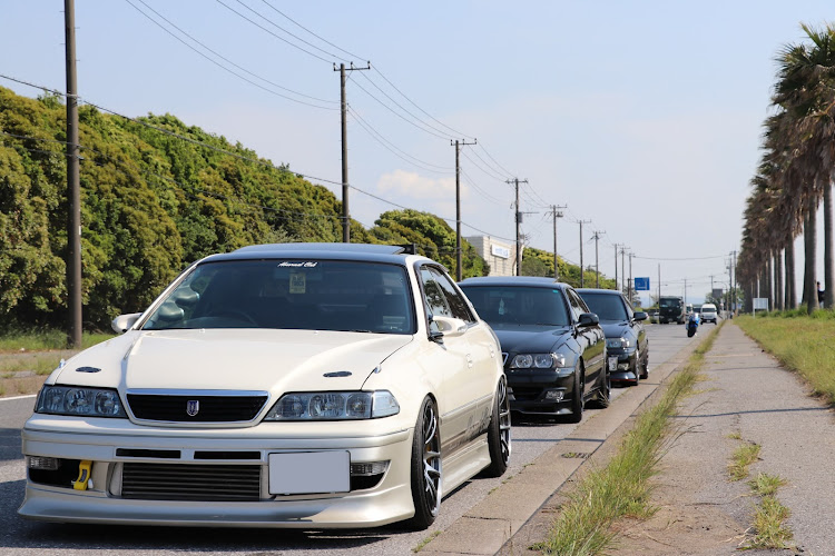 チェイサーの千葉フォルニア・JZX100・ドライブ・一眼に関するカスタム事例の投稿画像3枚目