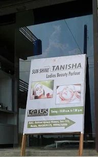 Tanisha Women Saloon photo 1