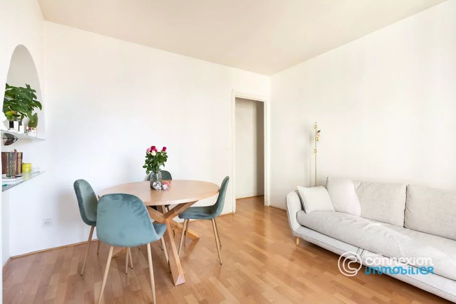 Vente appartement 2 pièces 40 m² à Paris 17ème (75017), 318 000 €