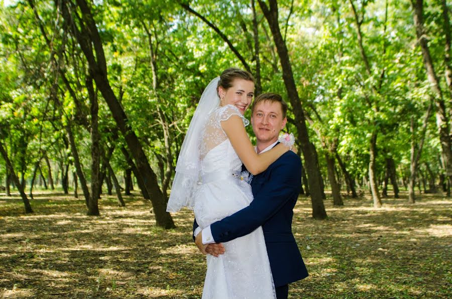 Fotografo di matrimoni Denis Depp (fotosclub). Foto del 20 dicembre 2015