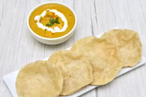 Shahi Paneer With Poori