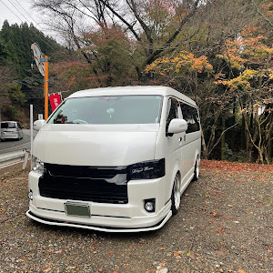 ハイエース