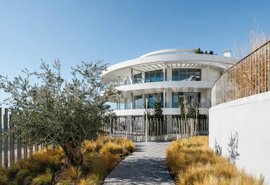 Apartment with terrace and pool 8