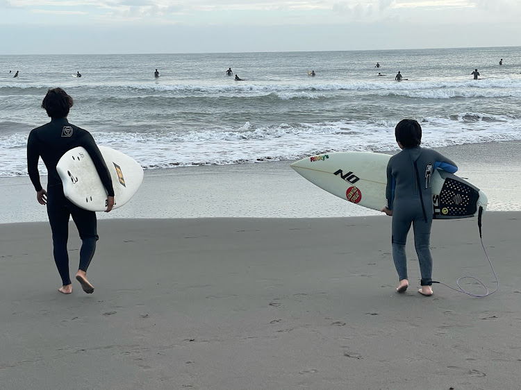 VクラスのW639 メルセデス・ベンツ V-Class・太東ビーチパーク🏄‍♂️・コンペティションボードに挑戦💪・大排気量V6保存会は継続参加💪・10月もよろしくお願いしますに関するカスタム事例の投稿画像3枚目