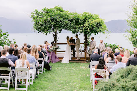 Fotógrafo de casamento Ev Demin (demin). Foto de 10 de abril 2023