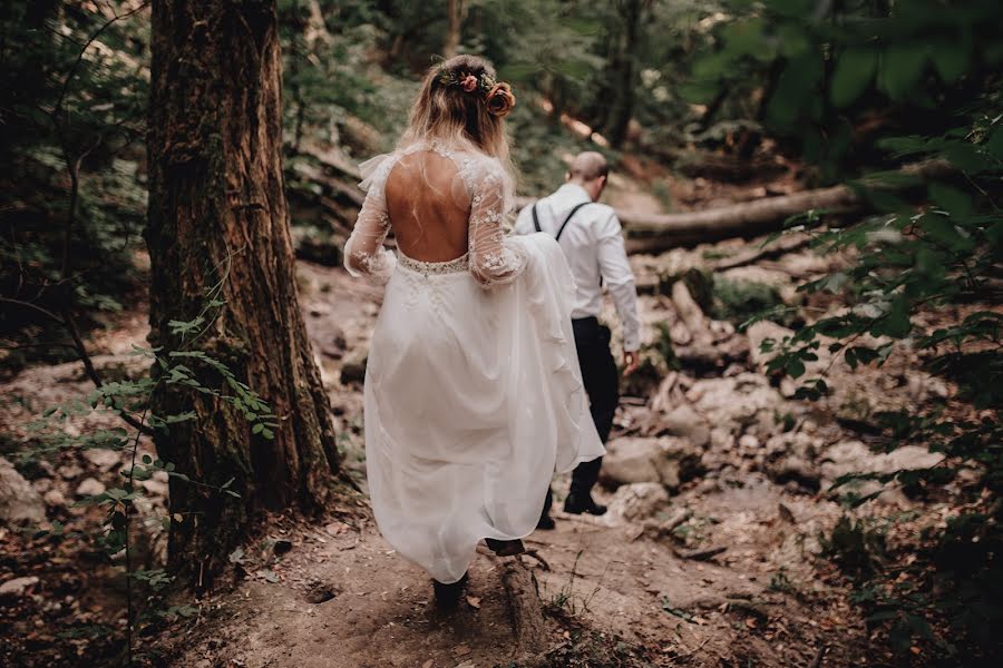 Fotógrafo de casamento Zsolt Sári (zsoltsari). Foto de 5 de maio 2019