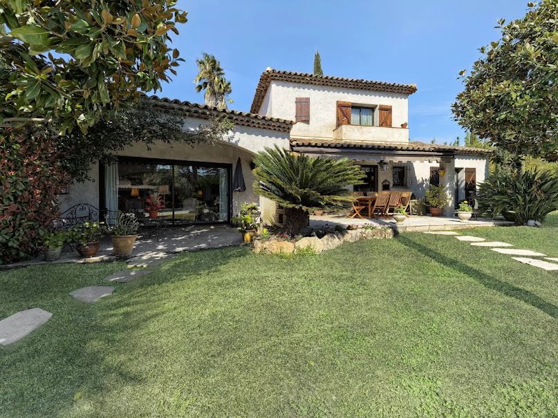 Vente maison 8 pièces 209 m² à Mougins (06250), 1 595 000 €