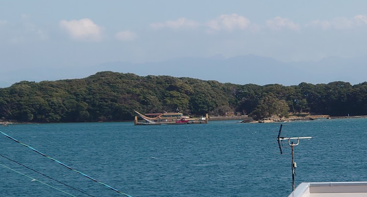 一番星☆さんが投稿したドラッグスター250・ソロツーリング・長崎県・琴海町・謎の船に関するカスタム事例の投稿画像2枚目