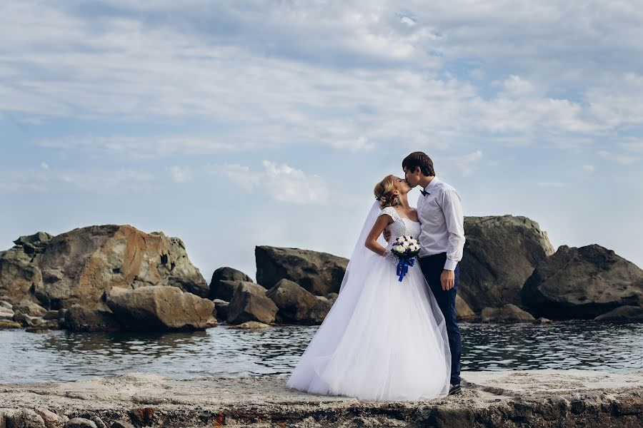 Wedding photographer Elizaveta Avakova (avakova). Photo of 23 January 2016