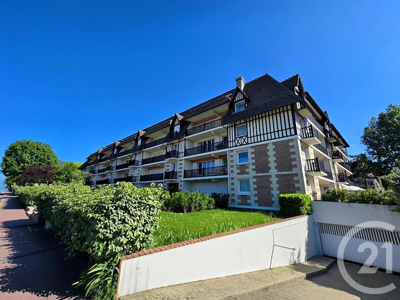 Vente appartement 2 pièces 51.81 m² à Tourgéville (14800), 378 000 €