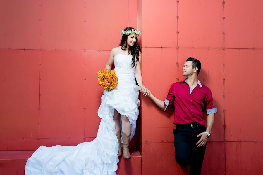 Fotografo di matrimoni Daniel Bertolino (danielbertolino). Foto del 4 ottobre 2016