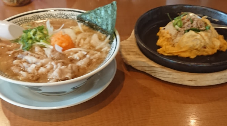 セルシオのカーチューン・皆様・こんにちは・丸源ラーメン・チャーハンに関するカスタム事例の投稿画像1枚目