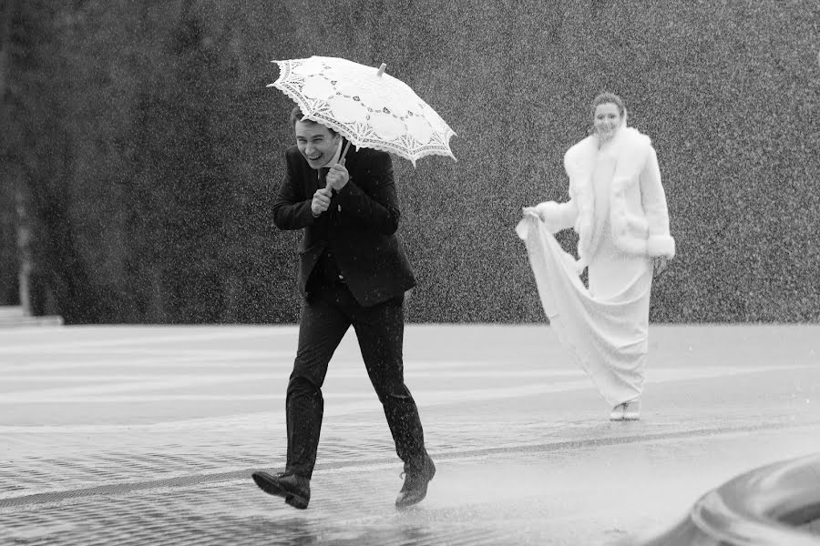 Jurufoto perkahwinan Vitaliy Brazovskiy (brazovsky). Foto pada 13 Mei 2019