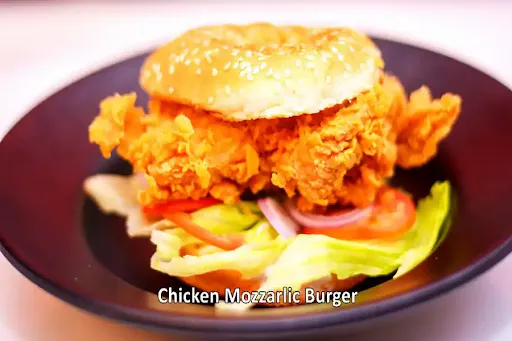 Chicken Mozzarlic Burger