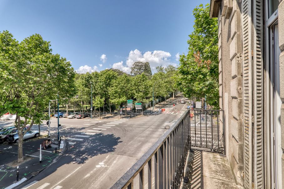 Vente appartement 7 pièces 165 m² à Clermont-Ferrand (63000), 350 000 €