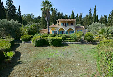 Villa with garden and terrace 14