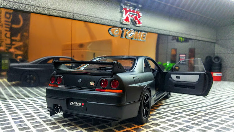 スカイライン GT-Rのディスプレイ・GTR・1/18スケール・Tomei・NISMOに関するカスタム事例の投稿画像4枚目