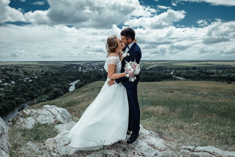 Fotógrafo de casamento Pavel Tancerev (zerkal0). Foto de 16 de março 2017