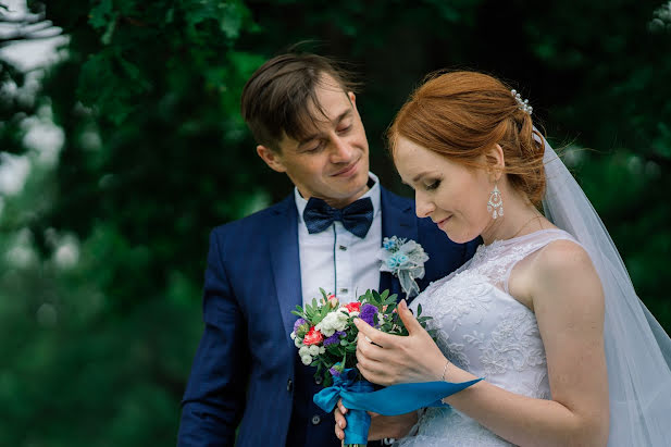 Fotógrafo de casamento Veronika Syutkina (veronikasyutkina). Foto de 13 de abril 2019