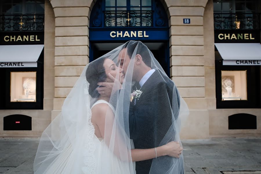 ช่างภาพงานแต่งงาน Julien Laurent-Georges (photocamex) ภาพเมื่อ 1 มีนาคม 2023