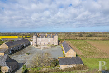 château à Coutances (50)