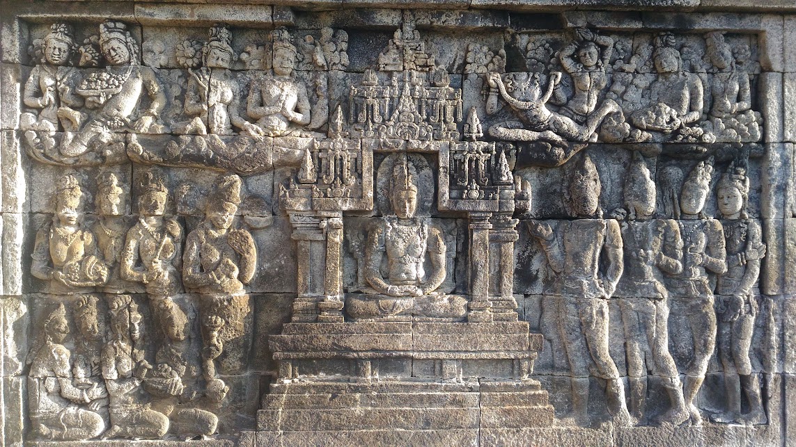 candi borobudur walls