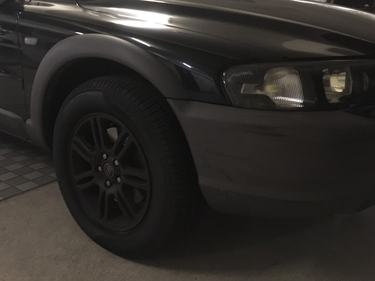 XC70のタイヤ・タイヤ交換に関するカスタム事例の投稿画像1枚目