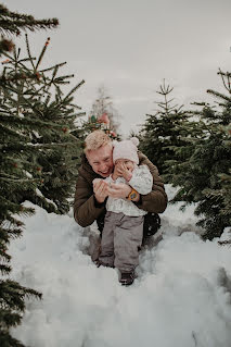 Wedding photographer Anna Zamotaev (annazamotaieva). Photo of 20 December 2021