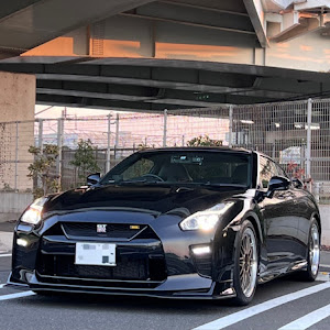 NISSAN GT-R R35