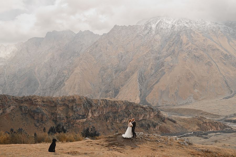 Fotografo di matrimoni Denis Bondarev (bond). Foto del 25 ottobre 2022