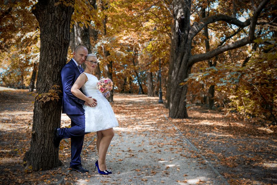 Wedding photographer Fodor Emil (mile). Photo of 13 August 2019