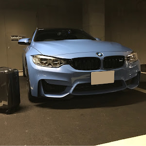 M4 クーペ F82