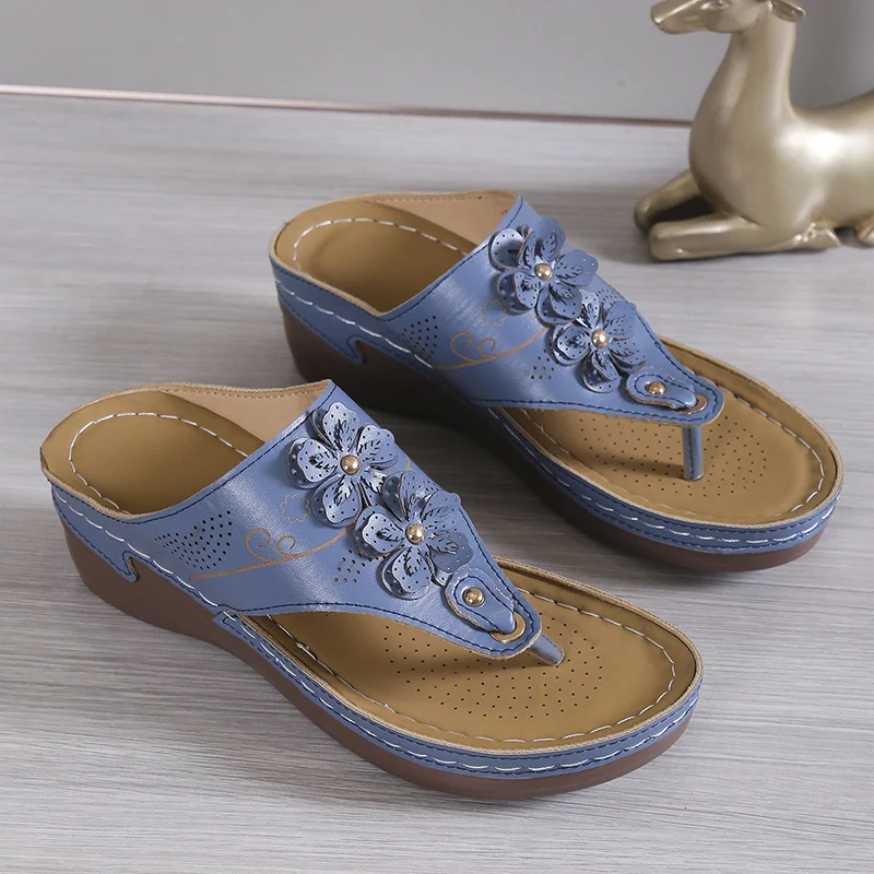 Sandalias plataforma de cuña para mujer, chanclas floreadas para la playa. Comodidad y estilo para tus días soleados, perfectas para verano.