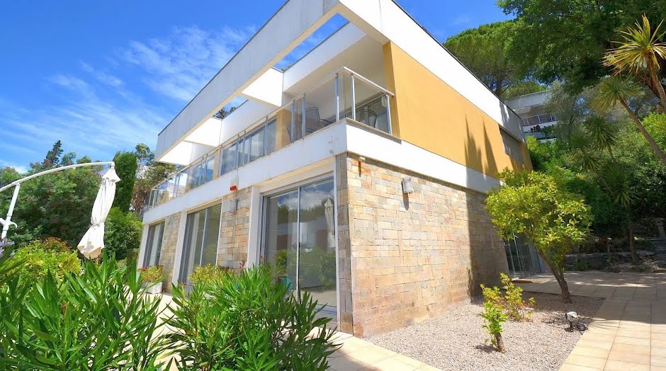 Vente villa 7 pièces 205 m² à Biot (06410), 1 050 000 €