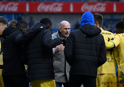 🎥 Hoe de teammanager van Club Brugge een 'pre-assist' gaf bij de gelijkmaker van Noa Lang